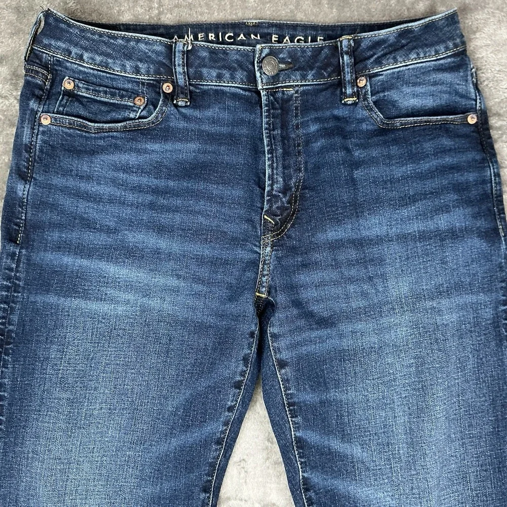 American Eagle AirFlex+ Mens 33x32 (act. 33x29) Original Bootcut Whiskered Jeans - Picture 3 of 10